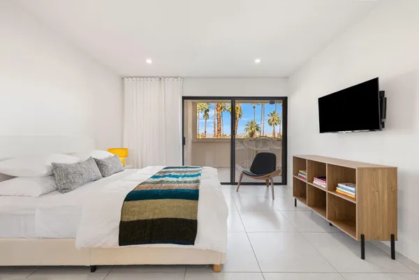 $729,000 | 2696 South Sierra Madre, Unit F14, Palm Springs, CA 92264