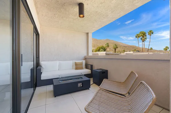 $729,000 | 2696 South Sierra Madre, Unit F14, Palm Springs, CA 92264