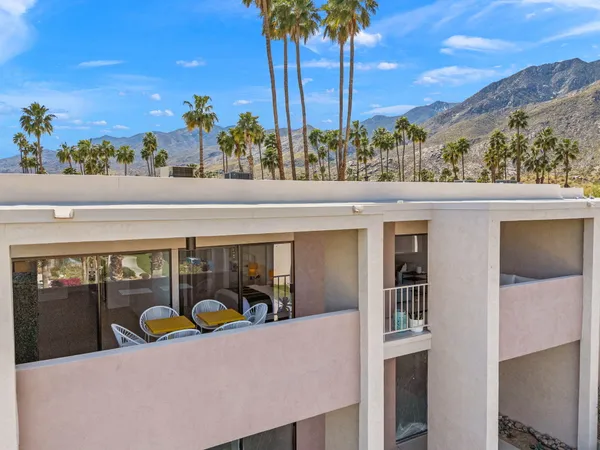 $729,000 | 2696 South Sierra Madre, Unit F14, Palm Springs, CA 92264