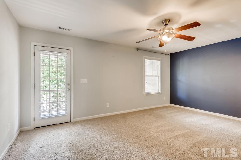 12624 Gallant Place Raleigh, NC 27614 - Photo 11 of 25 Gallery Image 11