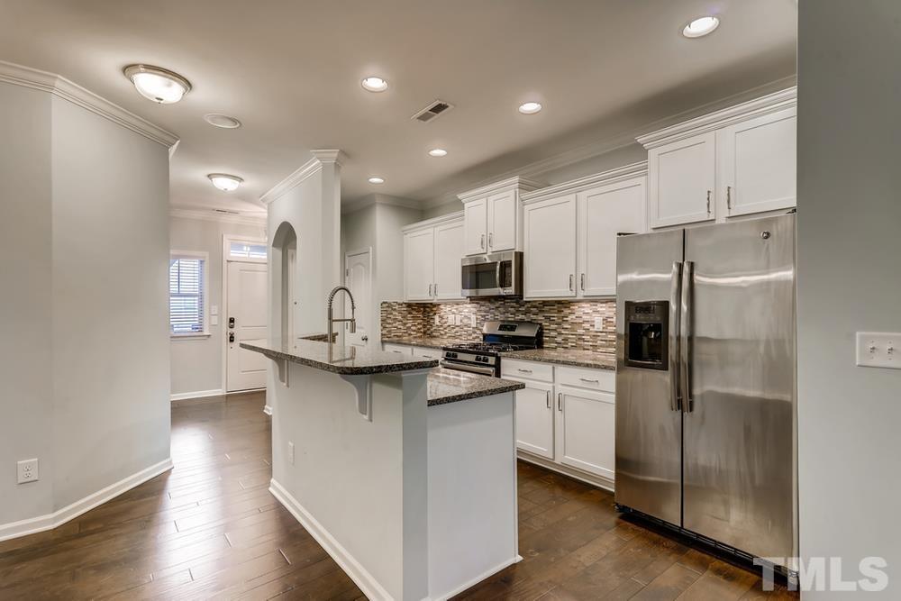 12624 Gallant Place Raleigh, NC 27614 - Photo 7 of 25 Gallery Image 7