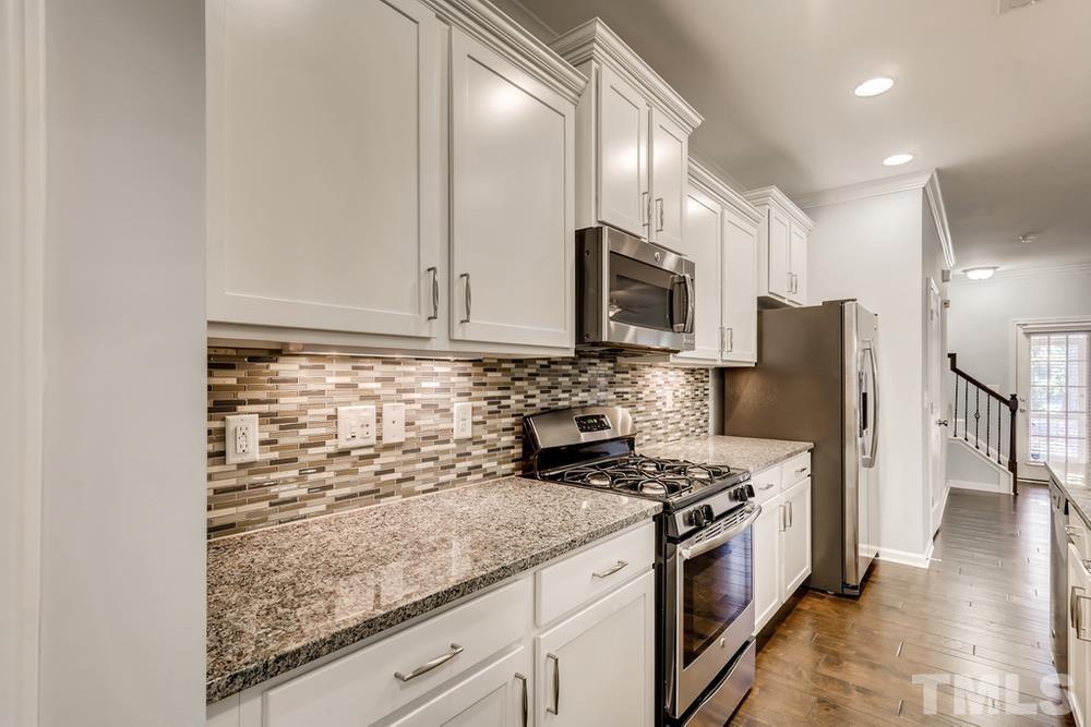 12624 Gallant Place Raleigh, NC 27614 - Photo 9 of 25 Gallery Image 9