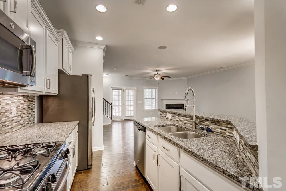 12624 Gallant Place Raleigh, NC 27614 - Photo 10 of 25 Gallery Image 10