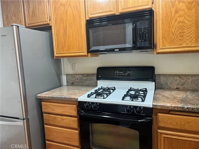 $2,800 | 29581 Cara Way, Temecula, CA 92591