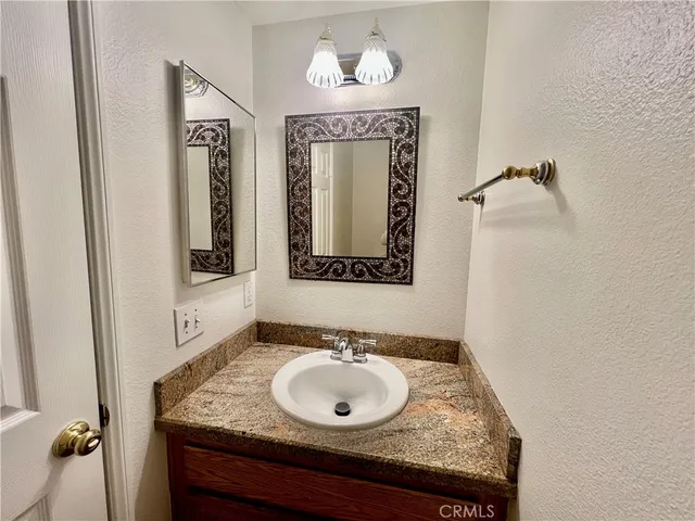 $2,800 | 29581 Cara Way, Temecula, CA 92591