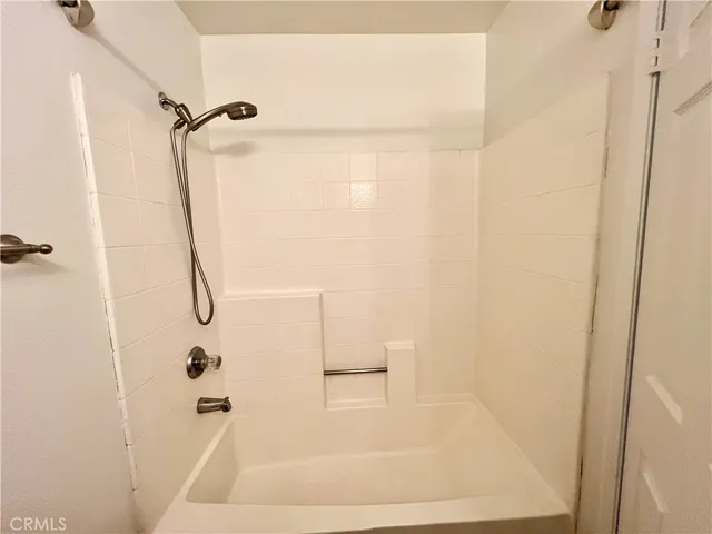 $2,800 | 29581 Cara Way, Temecula, CA 92591