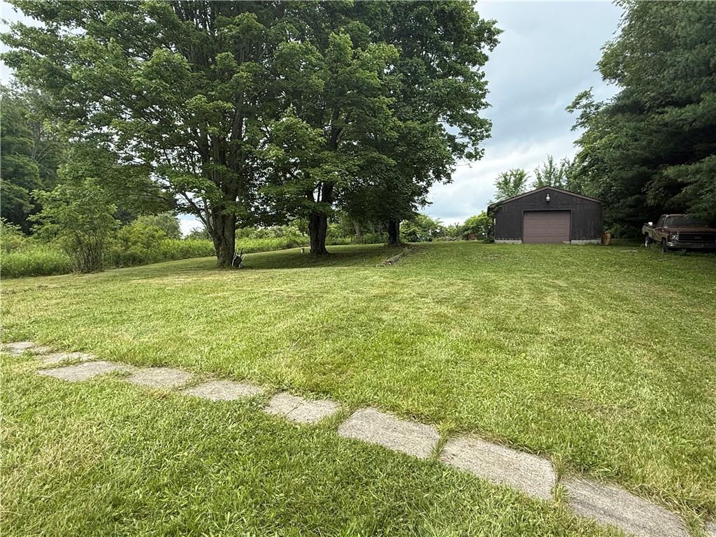2041 Cemetery Road New Alexandria, PA 15670 - Photo 9 of 11