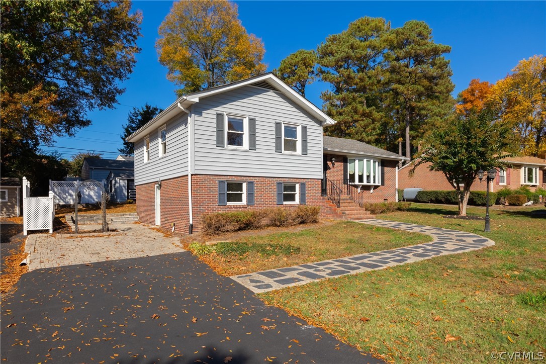 2408 Lourdes Road Henrico, VA 23228 - Photo 2 of 35 Gallery Image 2