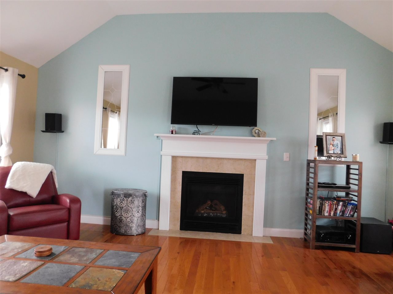 31 Pond Road Raymond, NH 03077 - Photo 14 of 34