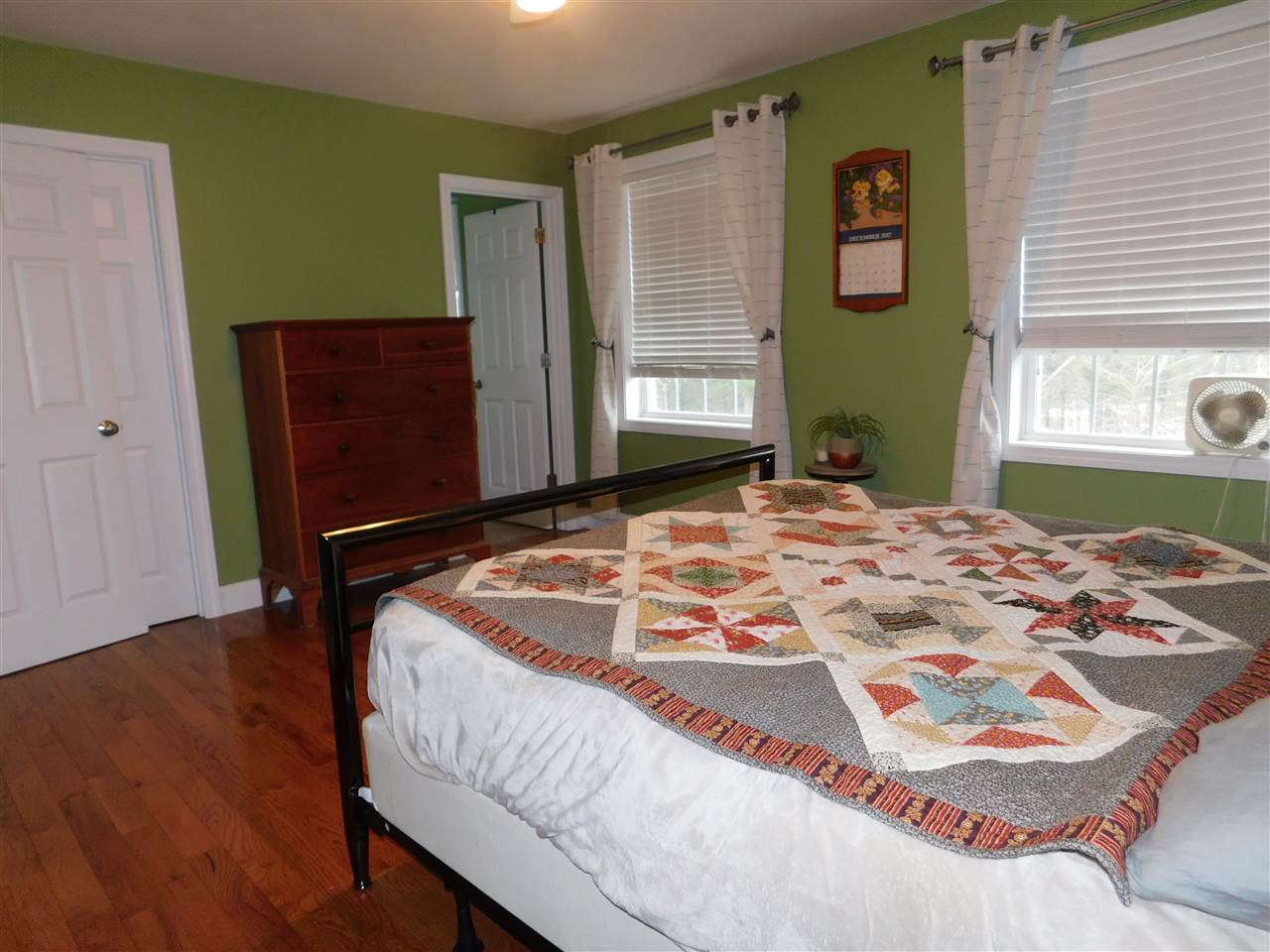 31 Pond Road Raymond, NH 03077 - Photo 22 of 34
