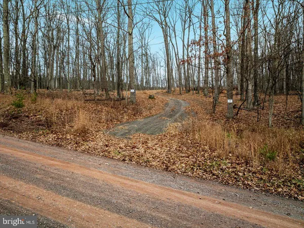 $62,900 | 0 Whispering Pines Road, Paw Paw, WV 25434
