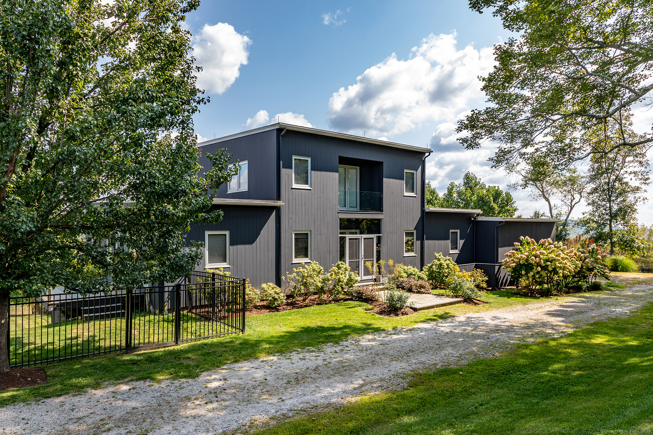 11 Longview Road South Kent, CT 06785 - Photo 5 of 34