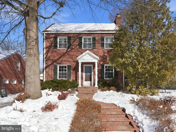 $1,335,000 | 6223 26th Road North, Arlington, VA 22207