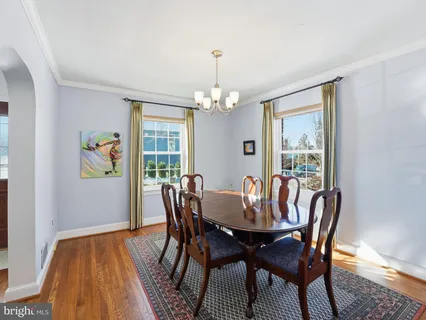 $1,335,000 | 6223 26th Road North, Arlington, VA 22207