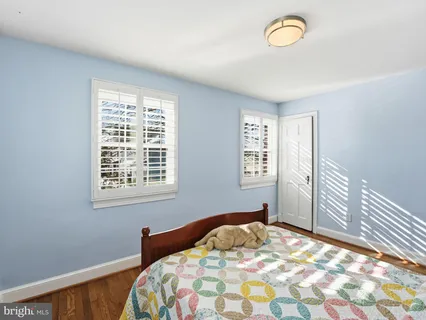 $1,335,000 | 6223 26th Road North, Arlington, VA 22207