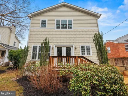 $1,335,000 | 6223 26th Road North, Arlington, VA 22207