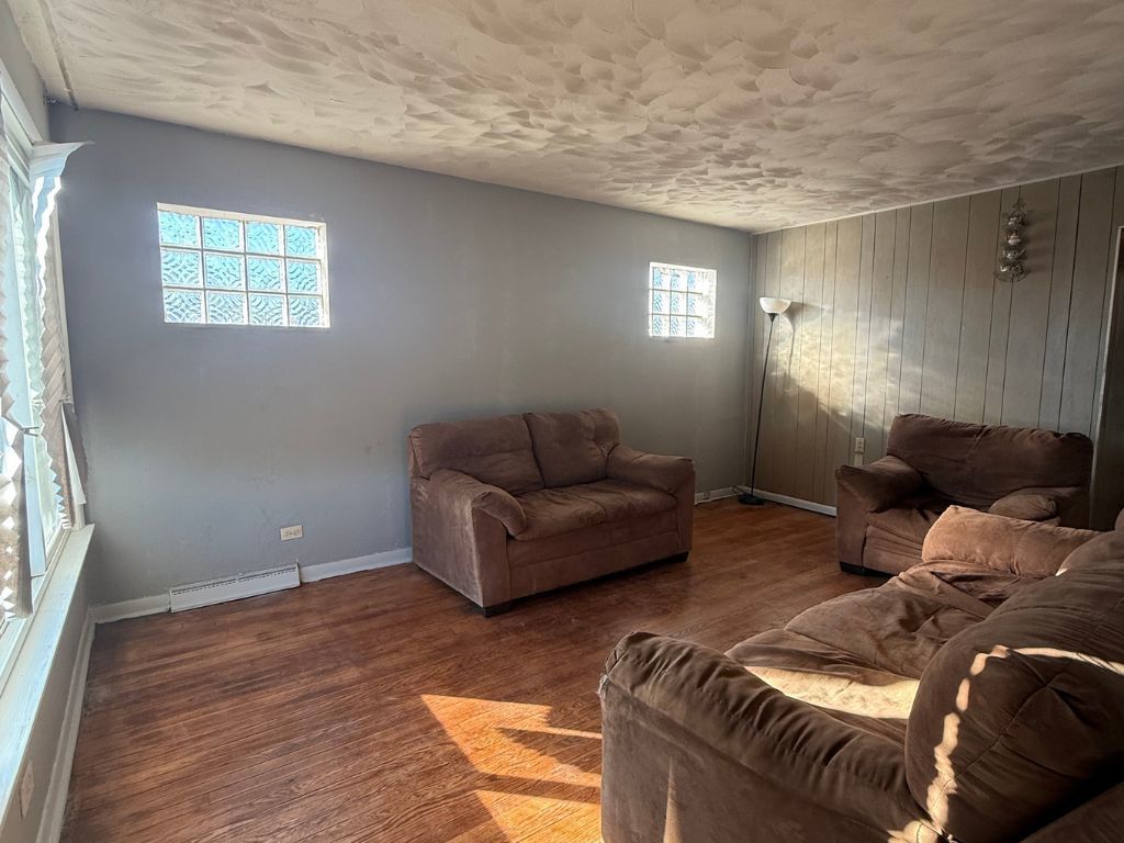 12484 South Michigan Avenue Chicago, IL 60628 - Photo 4 of 15