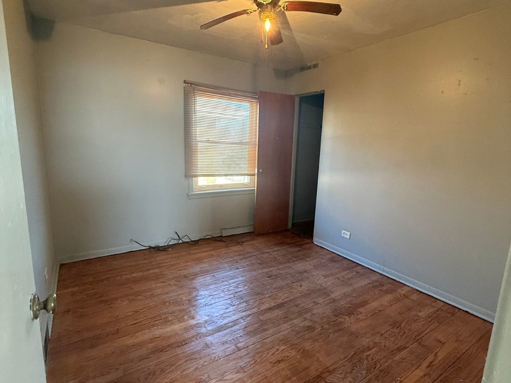 12484 South Michigan Avenue Chicago, IL 60628 - Photo 6 of 15