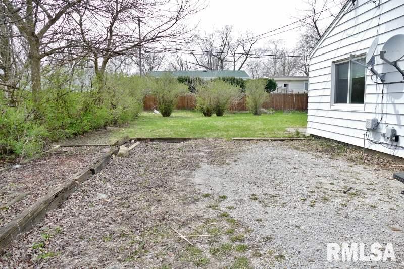 5313 North Hamilton Road Peoria, IL 61614 - Photo 12 of 17 Gallery Image 12