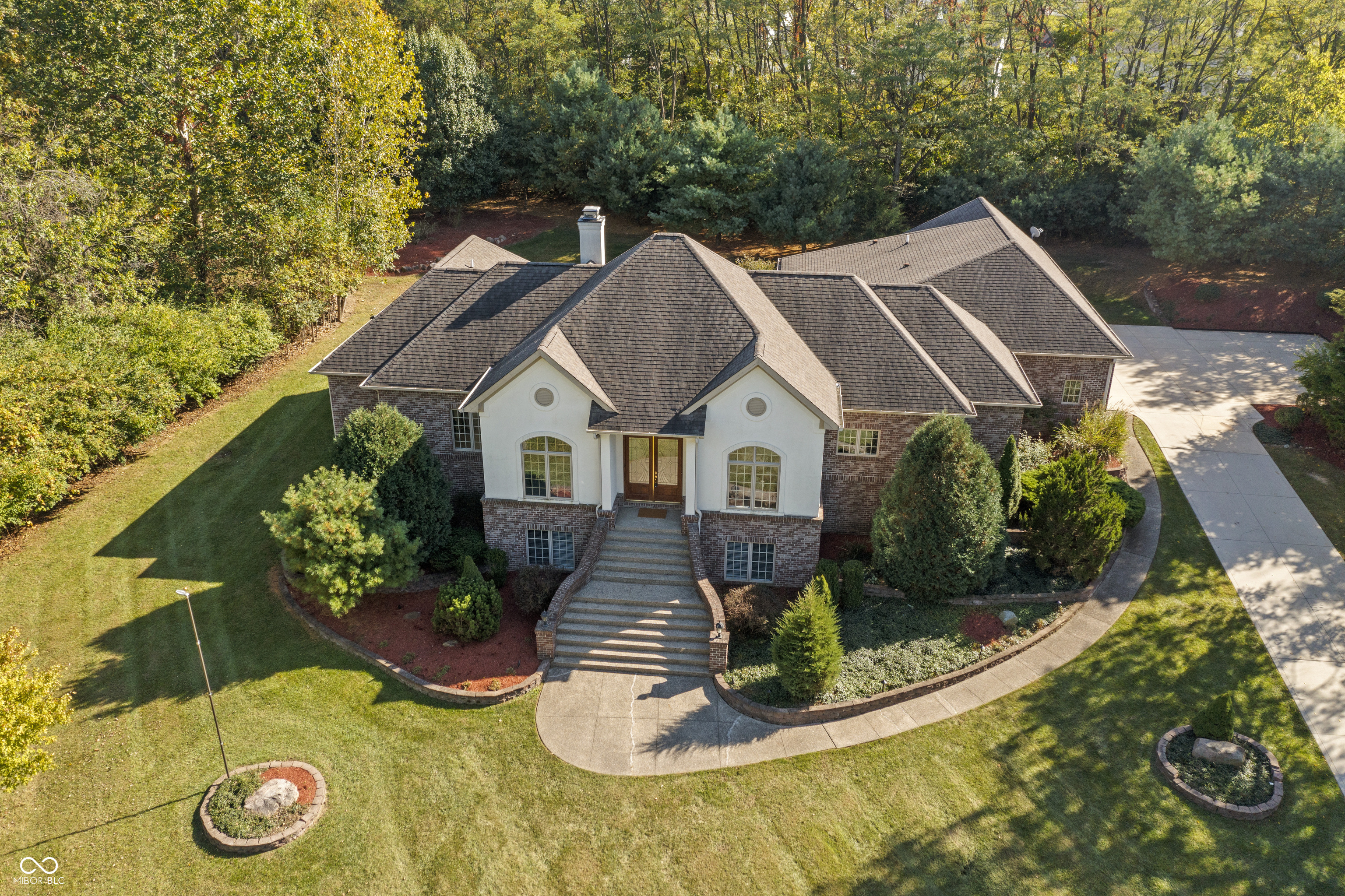 12345 East 86th Street Indianapolis, IN 46236 - Photo 1 of 61