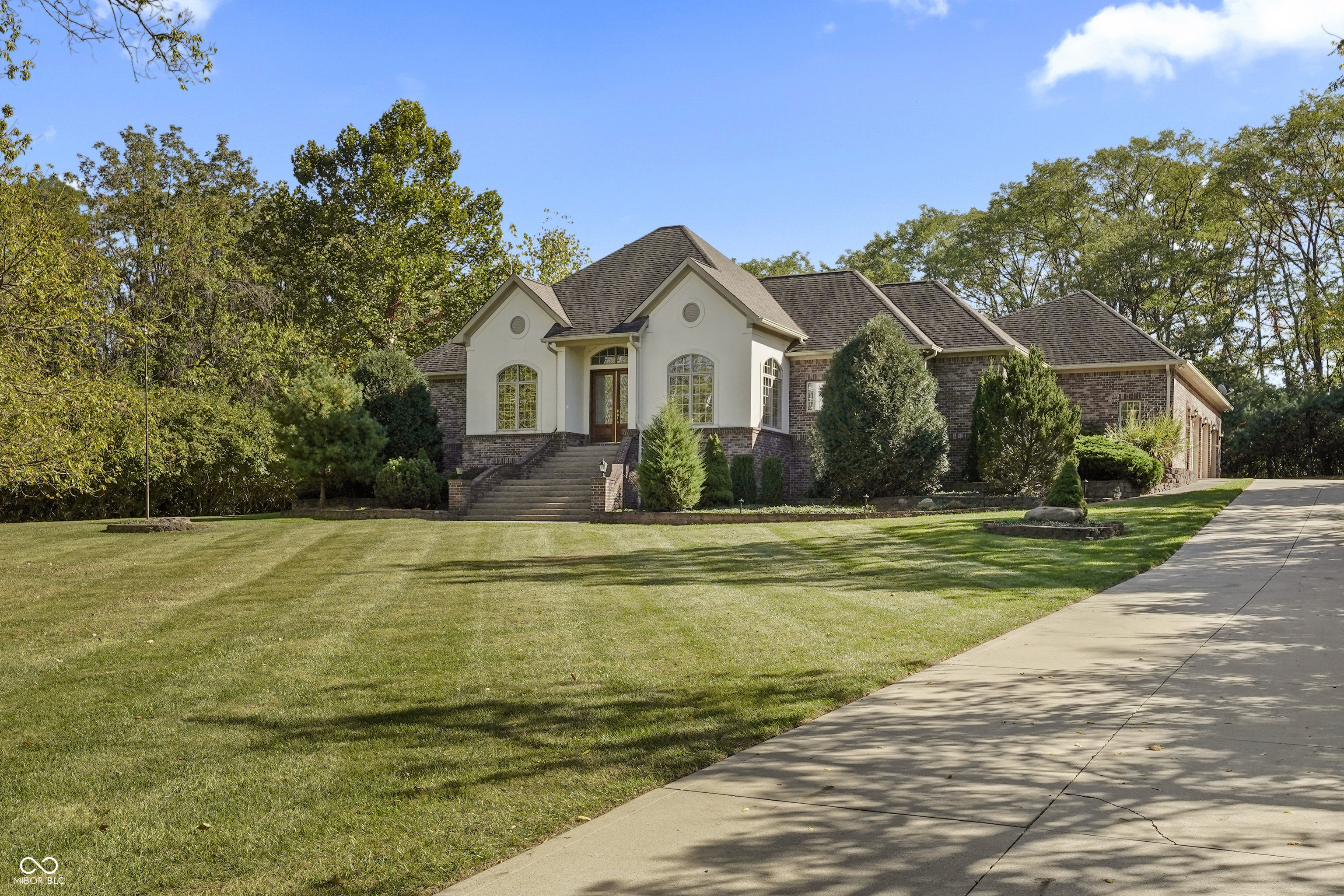 12345 East 86th Street Indianapolis, IN 46236 - Photo 2 of 61