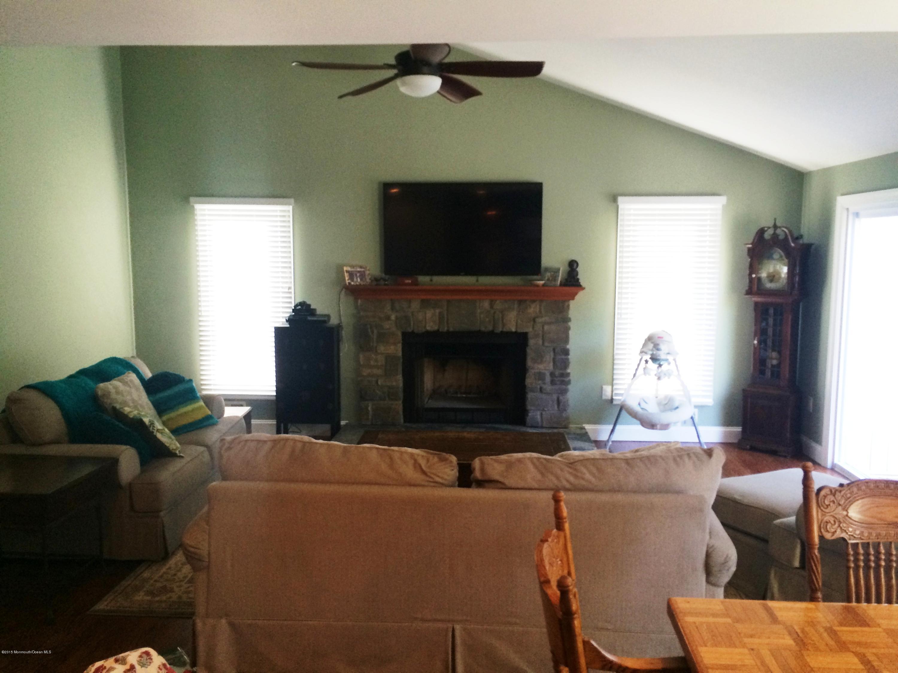 6 High Ridge Road Asbury Park, NJ 07712 - Photo 10 of 18 living