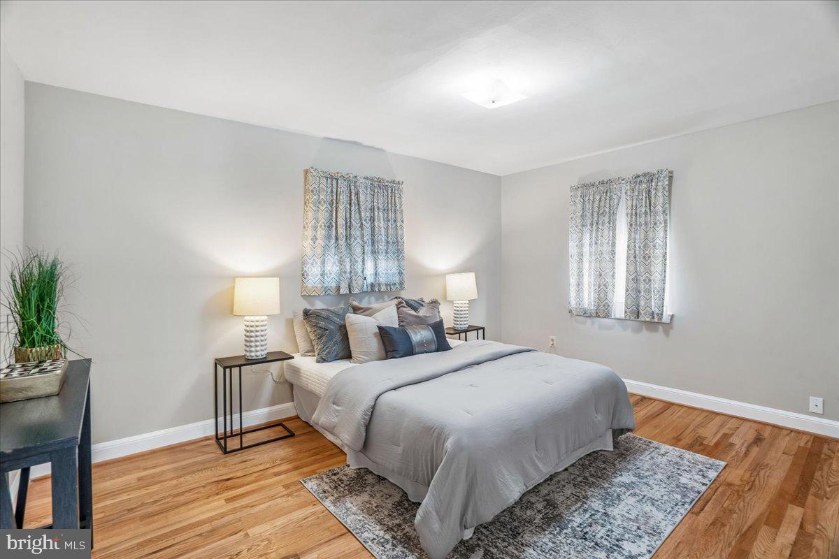 10006 Portland Place Silver Spring, MD 20901 - Photo 16 of 41 Owners Bedroom
