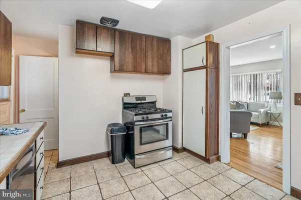 $675,000 | 10006 Portland Place, Silver Spring, MD 20901