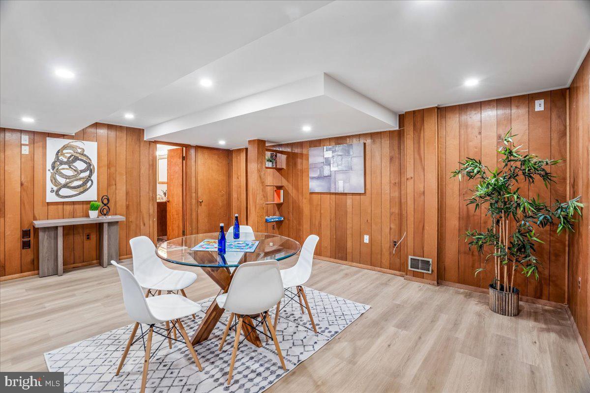 10006 Portland Place Silver Spring, MD 20901 - Photo 34 of 41
Basement Rec Room