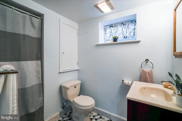 $675,000 | 10006 Portland Place, Silver Spring, MD 20901