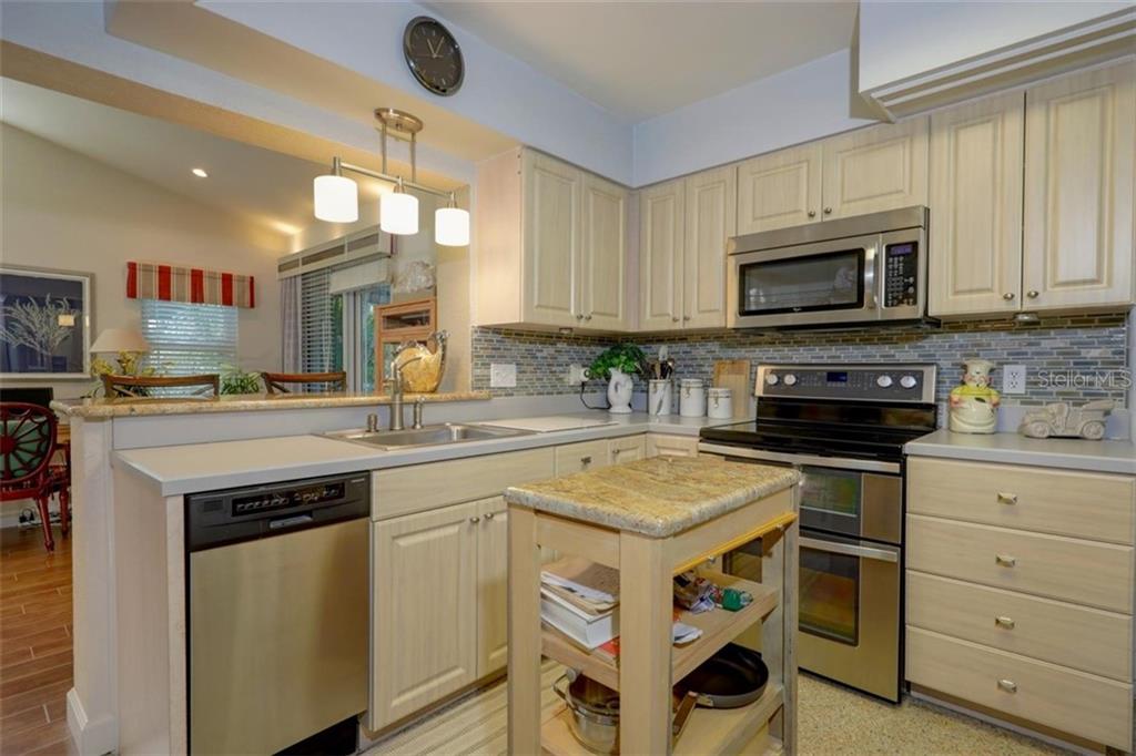 701 Sunset Cove Madeira Beach, FL 33708 - Photo 12 of 30 Kitchen