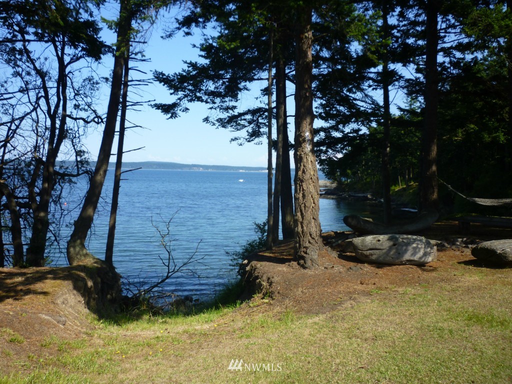 305 Halsey Road Friday Harbor, WA 98250 - Photo 14 of 17 Gallery Image 14