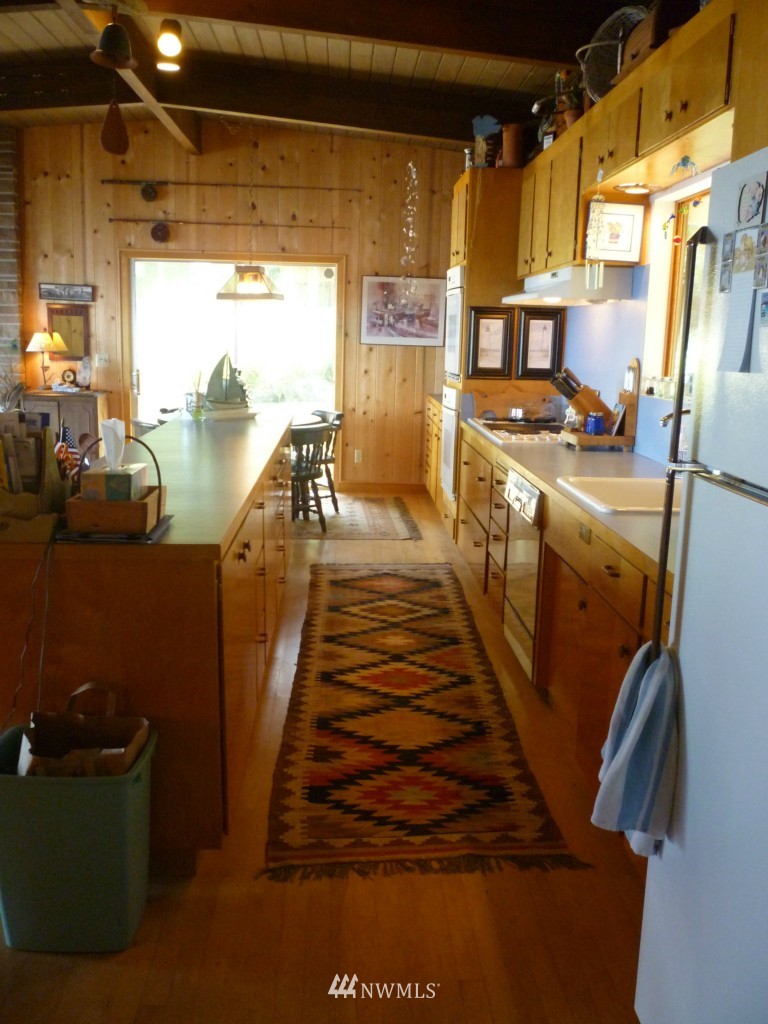 305 Halsey Road Friday Harbor, WA 98250 - Photo 9 of 17 Gallery Image 9
