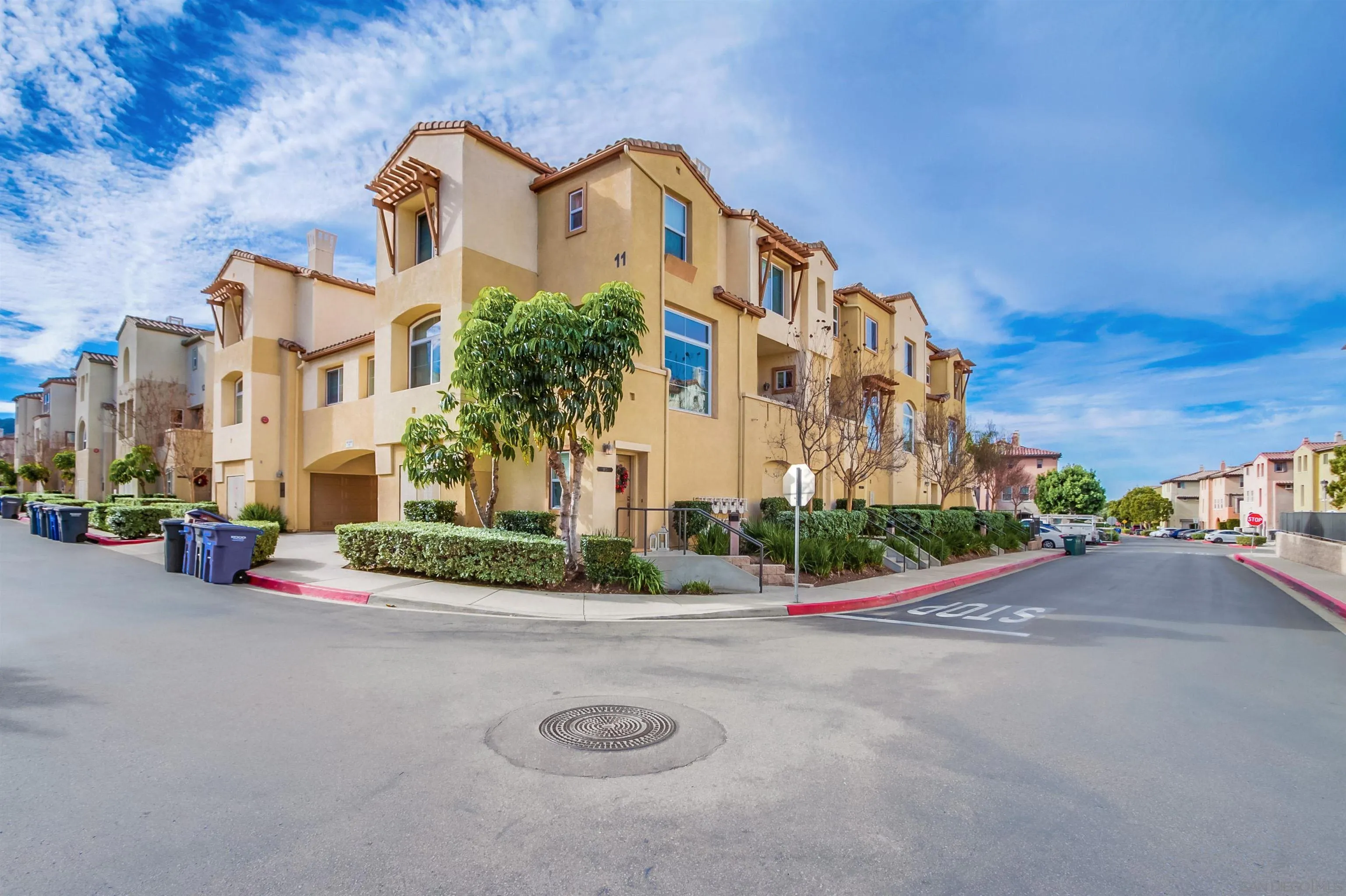 457 Almond Road San Marcos, CA 92078 - Photo 2 of 60 Gallery Image 2