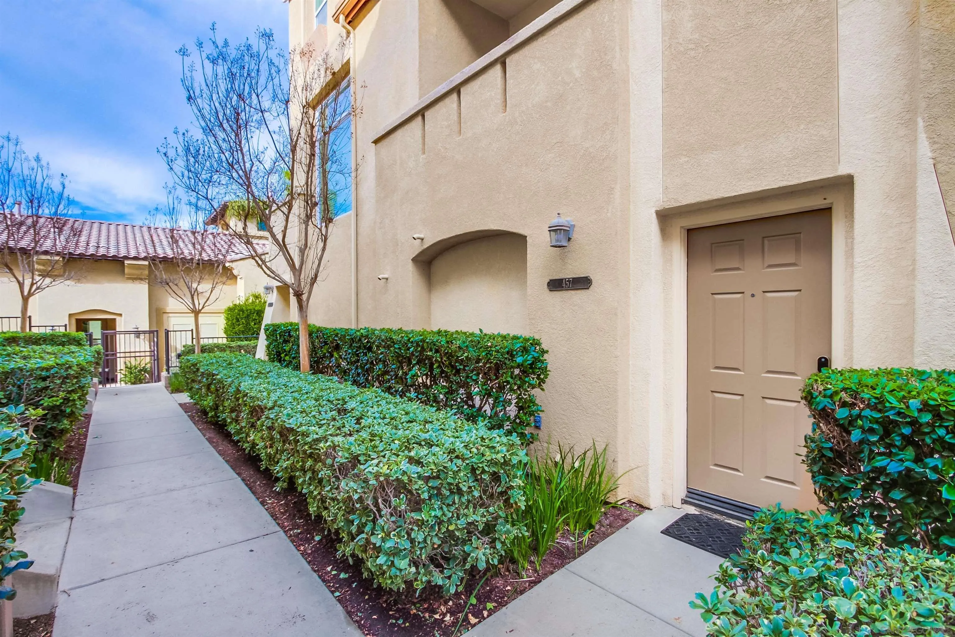457 Almond Road San Marcos, CA 92078 - Photo 4 of 60 Gallery Image 4