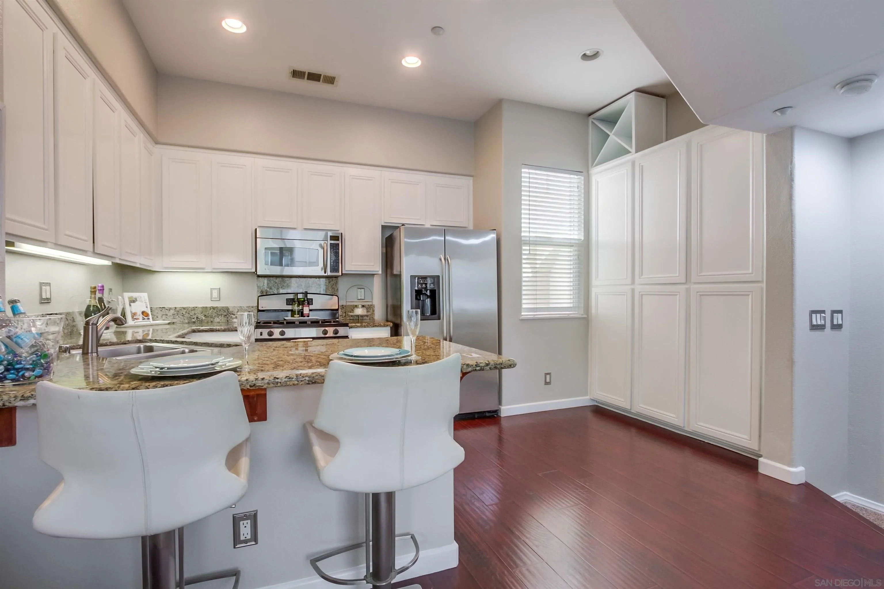 457 Almond Road San Marcos, CA 92078 - Photo 10 of 60 Gallery Image 10