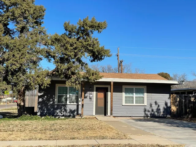 $800 | 3722 32nd Street, Lubbock, TX 79410