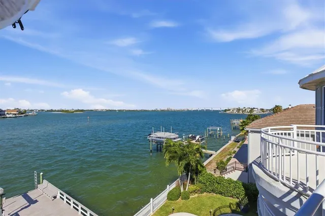 $3,799,000 | 402 Buttonwood Lane, Largo, FL 33770