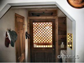 303 Palmer Road Waynesville, NC 28786 - Photo 8 of 10 Gallery Image 8