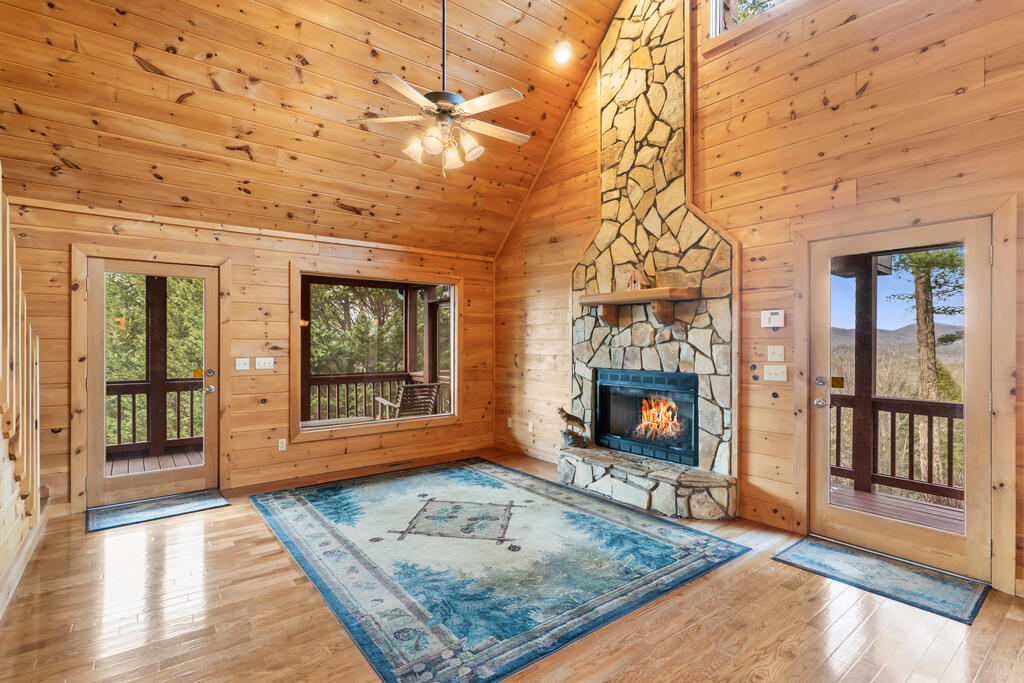131 Toccoa Overlook Lane Blue Ridge, GA 30513 - Photo 16 of 58 Gallery Image 16