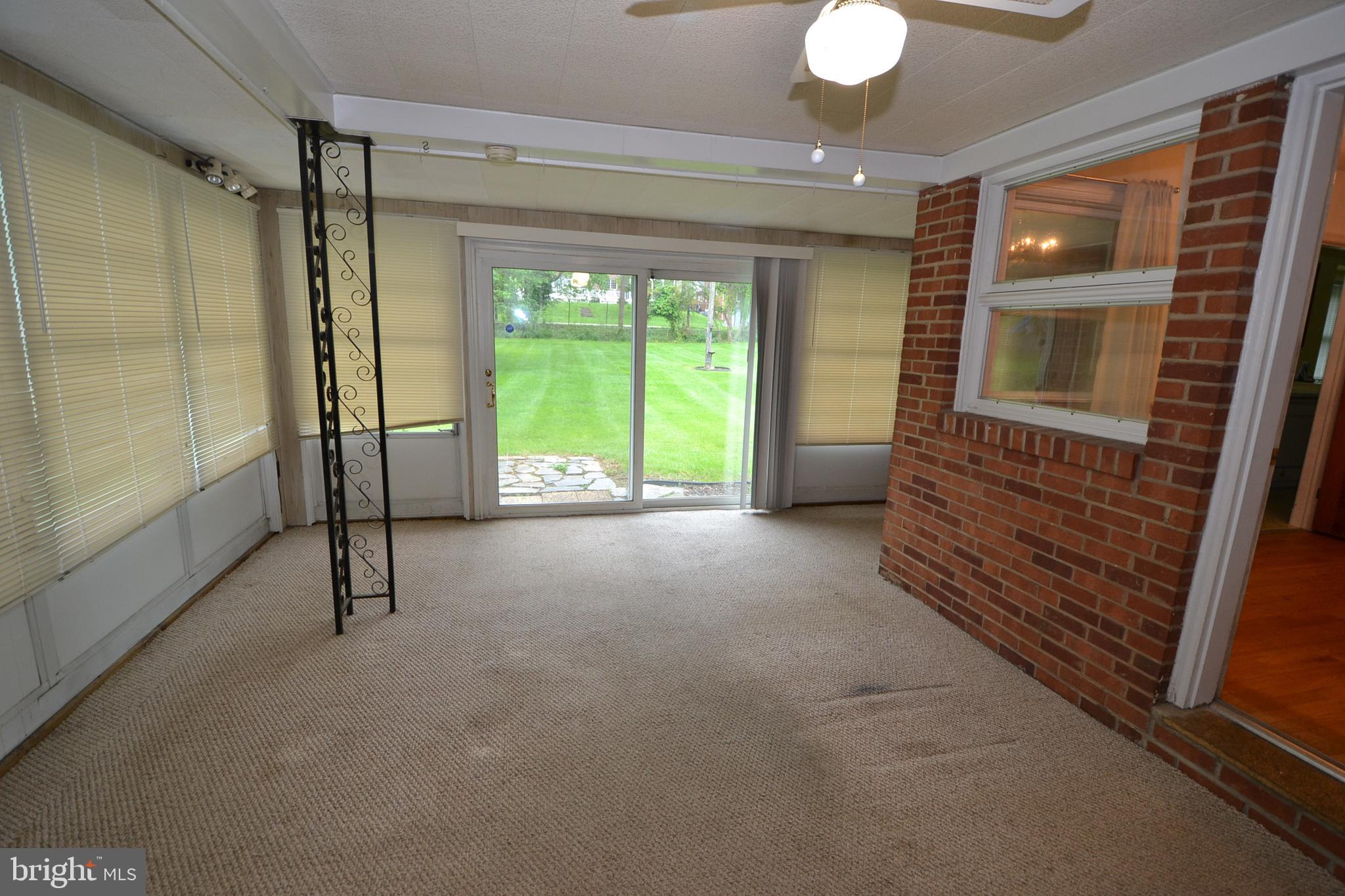 6106 Rusk Avenue Baltimore, MD 21209 - Photo 8 of 42 Sunroom