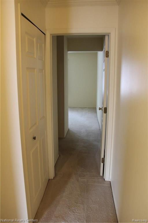 534 Tennyson Rochester Hills, MI 48307 - Photo 8 of 29
