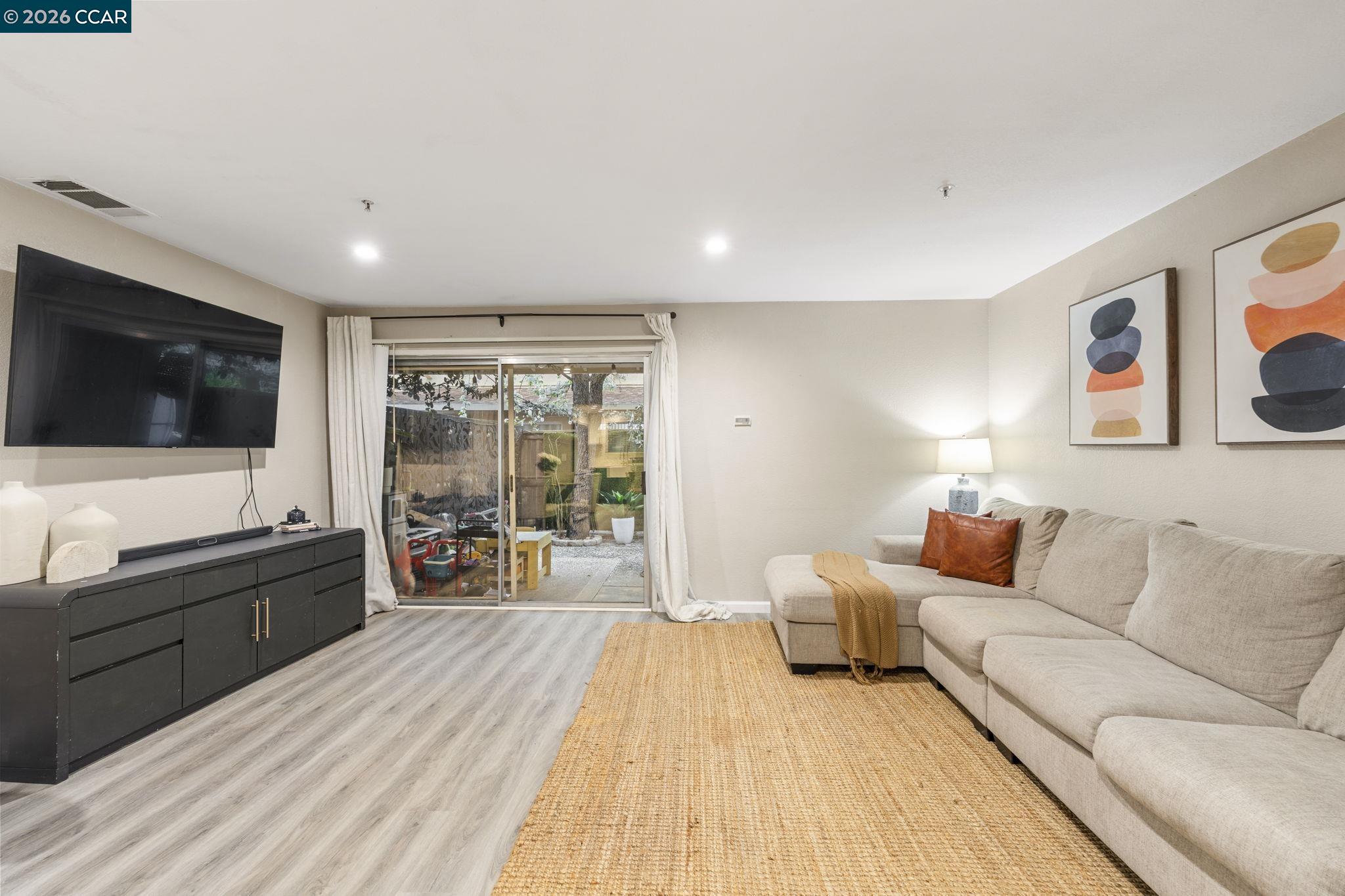 1941 Grande Circle, Unit 71 Fairfield, CA 94533 - Photo 11 of 31