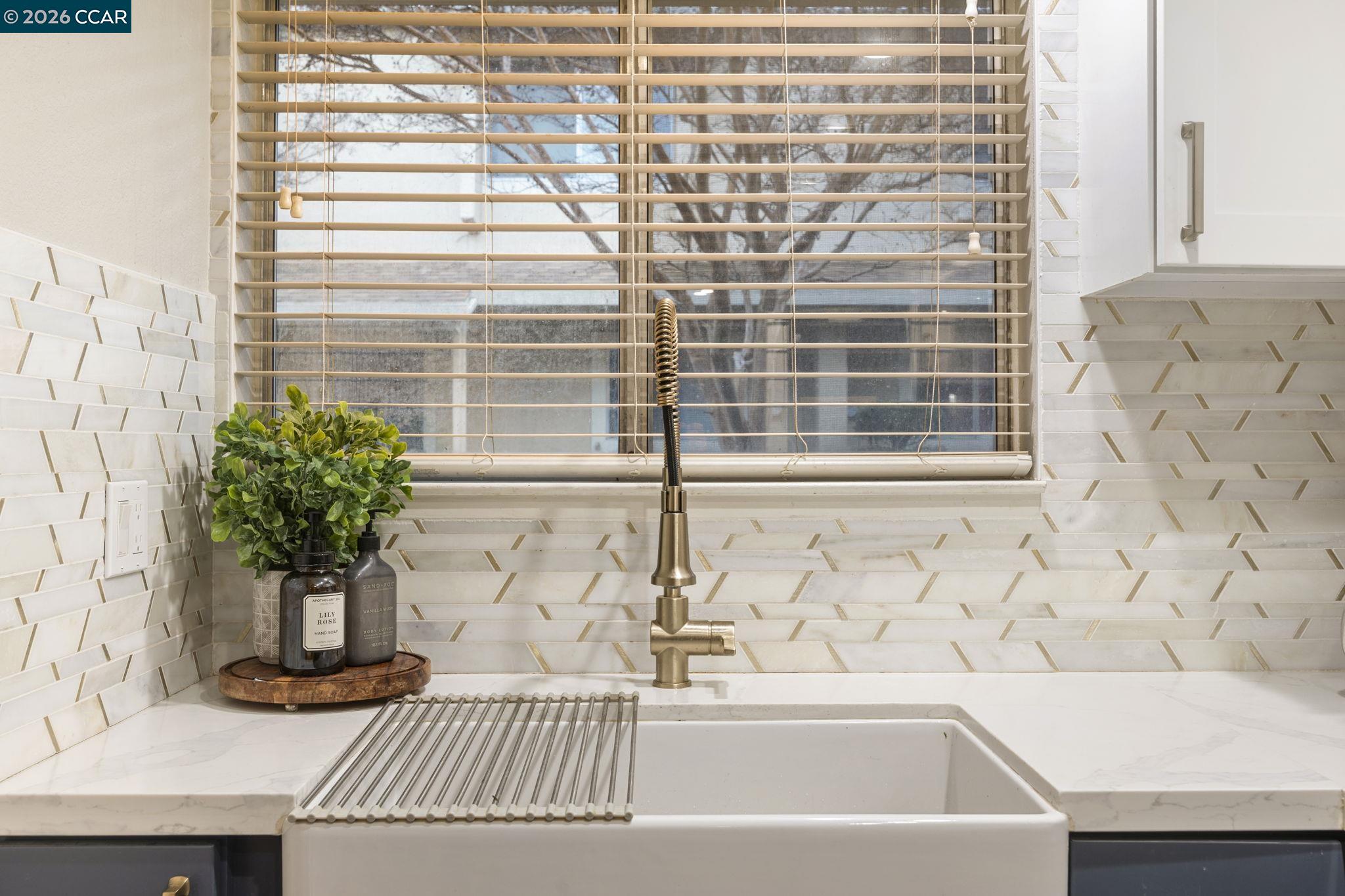 1941 Grande Circle, Unit 71 Fairfield, CA 94533 - Photo 5 of 31