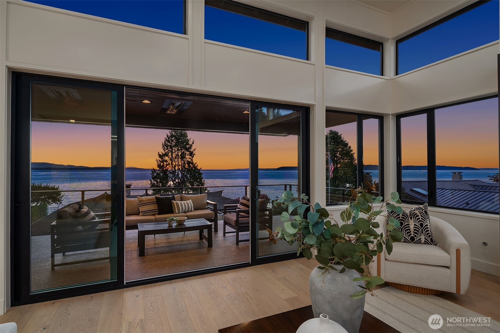 17626 Talbot Road Edmonds, WA 98026 - Photo 11 of 40