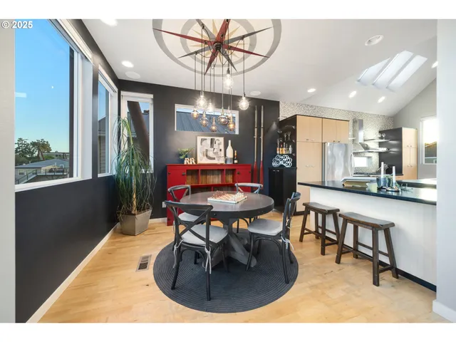 $899,000 | 18525 Northeast Marine Drive, Unit B8, Portland, OR 97230