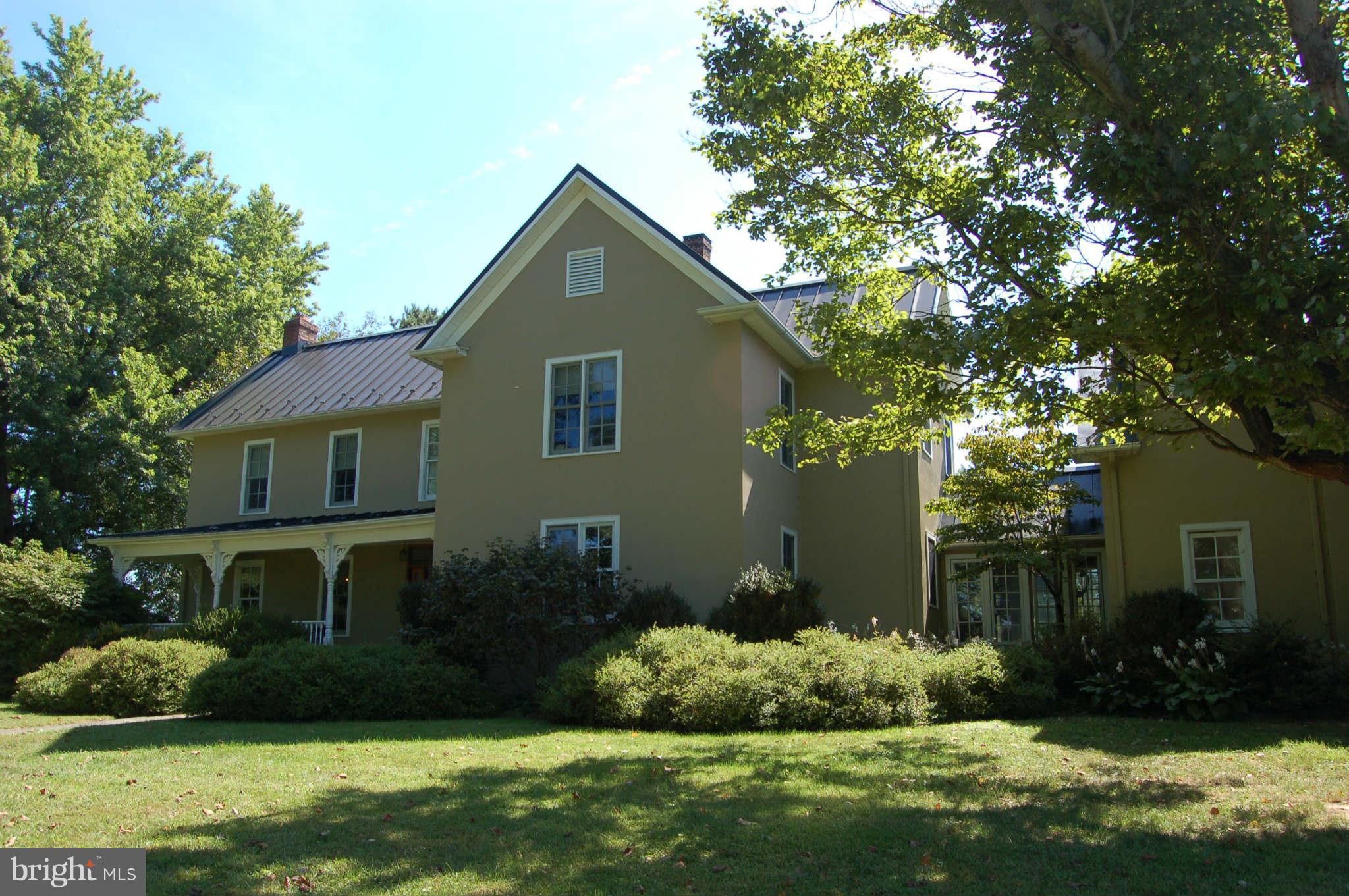 Exterior (Front)