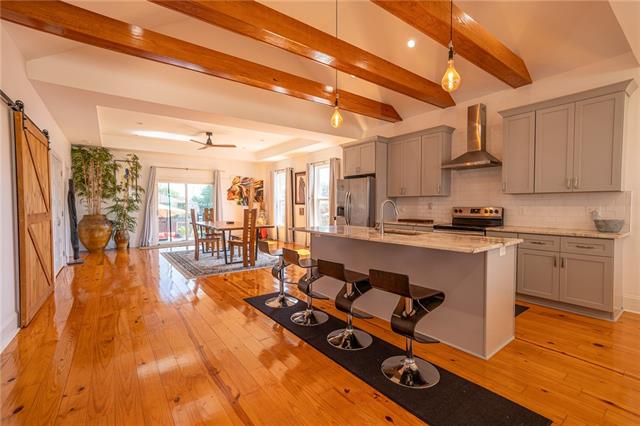 2009 Center Street Arabi, LA 70032 - Photo 12 of 58