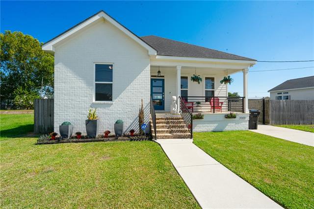 2009 Center Street Arabi, LA 70032 - Photo 3 of 58