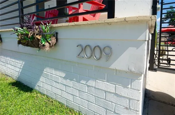 $319,000 | 2009 Center Street, Arabi, LA 70032